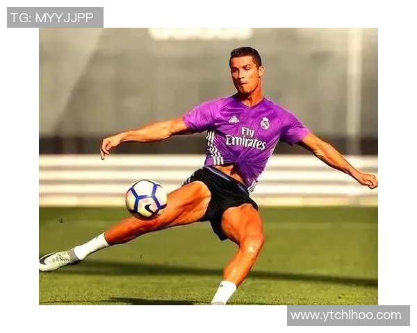 特发性矮小症足球明星的奋斗与荣耀：小个子也能在绿茵场上闪耀光芒