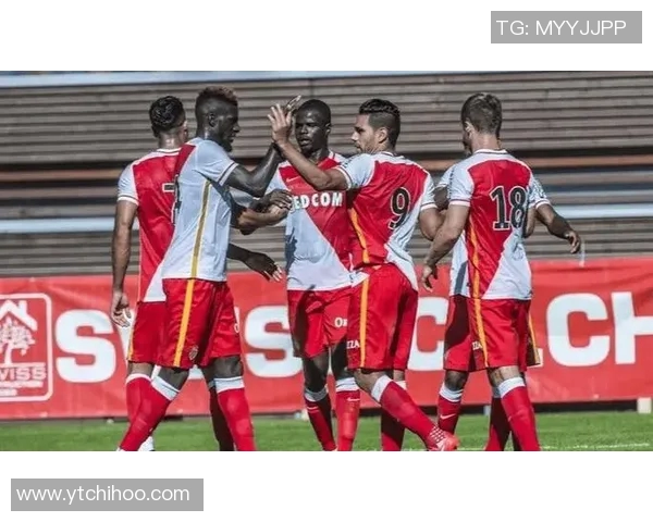 巴黎圣日耳曼与摩纳哥激战正酣比分揭晓引发球迷热议